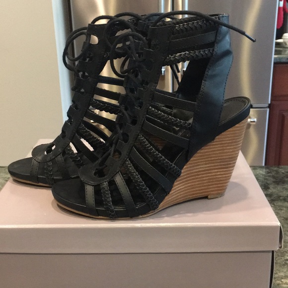 Bakers Shoes - Bakers Black lace up sandals